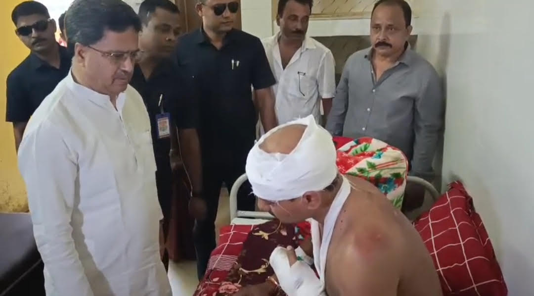 धलाई में बेरहमी से हमला: मुख्यमंत्री  डॉ. मणिक साहा ने जीबी अस्पताल का दौरा किया, दोषियों के खिलाफ सख्त कार्रवाई का आदेश