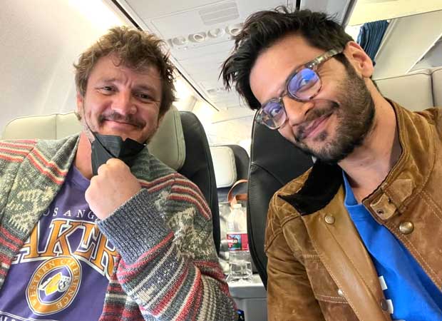 अली फ़ज़ल और पेड्रो पास्कल की मुलाकात से इंटरनेट पर मचा हड़कंप, फैंस बोले - ‘गुड्डू भैया मिले एस्कोबार से’